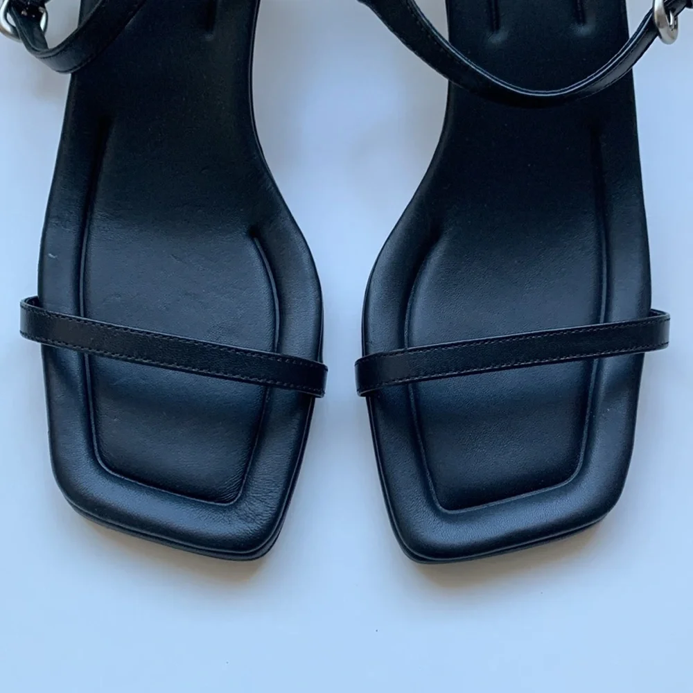 Vince Black Sandals Sleek Design Comfortable Fit - Picture 6 of 11